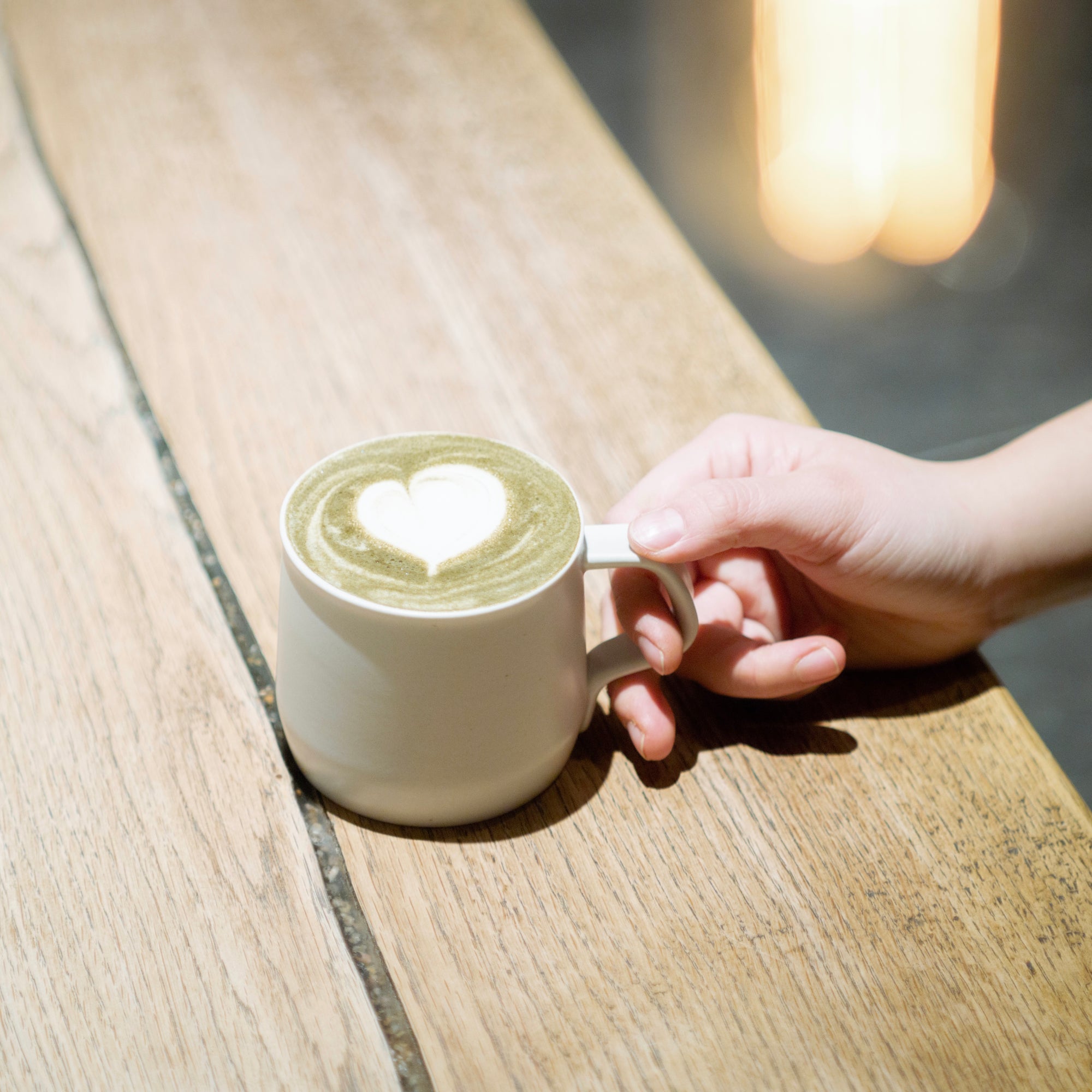 ほうじ茶ラテ（カフェ飲食店向け・ラテアート）